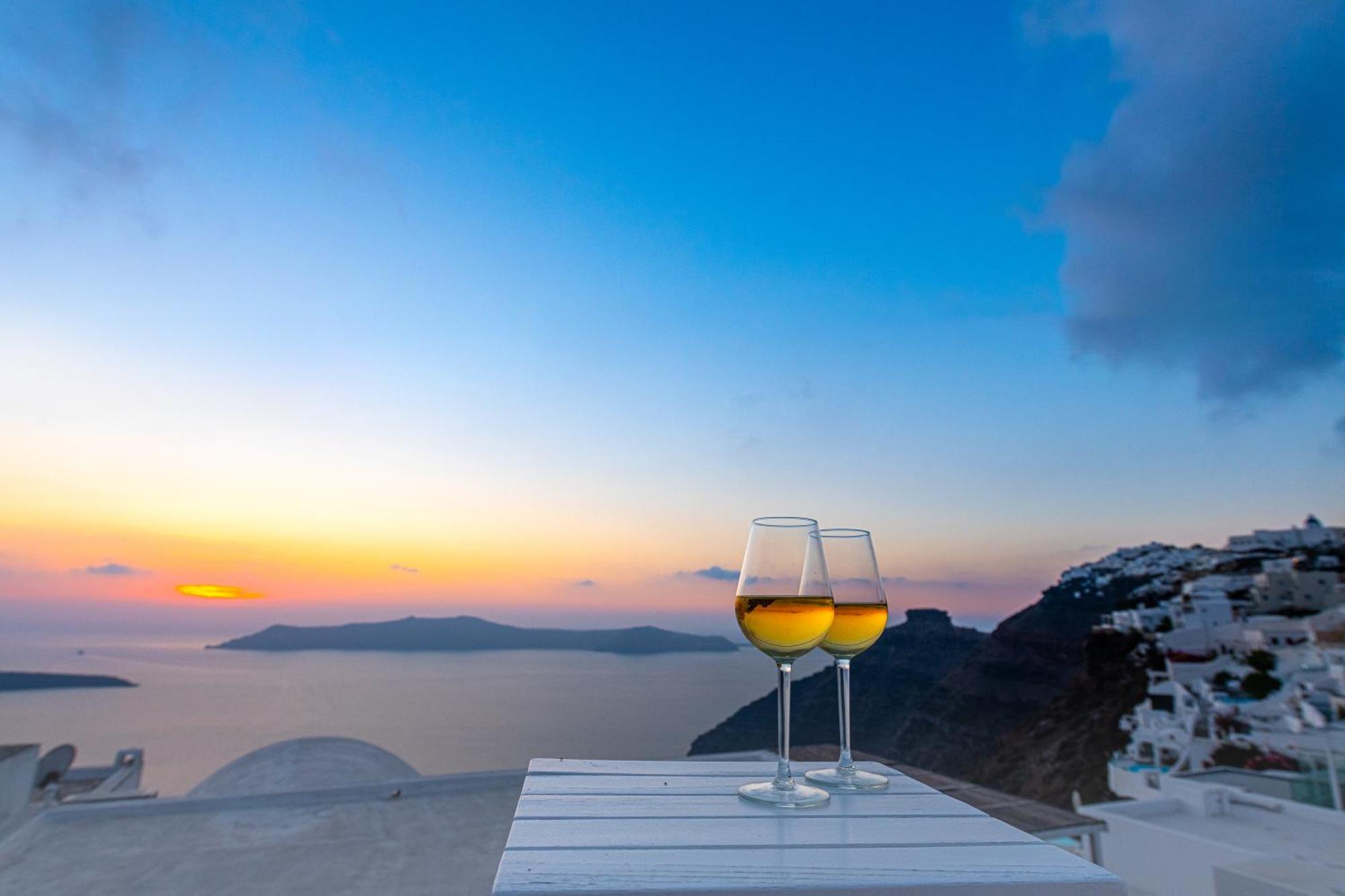 Reverie Santorini Hotel Firostefani Ngoại thất bức ảnh