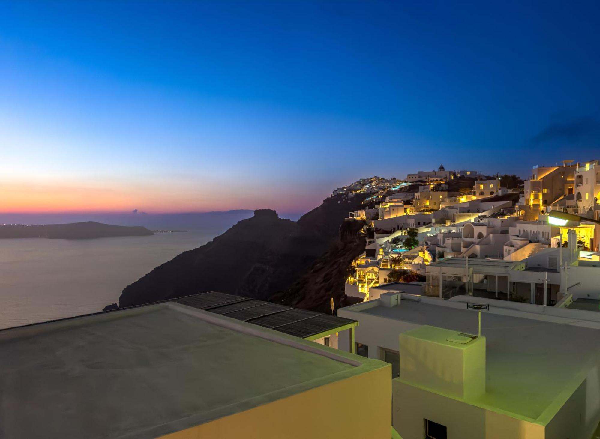Reverie Santorini Hotel Firostefani Ngoại thất bức ảnh