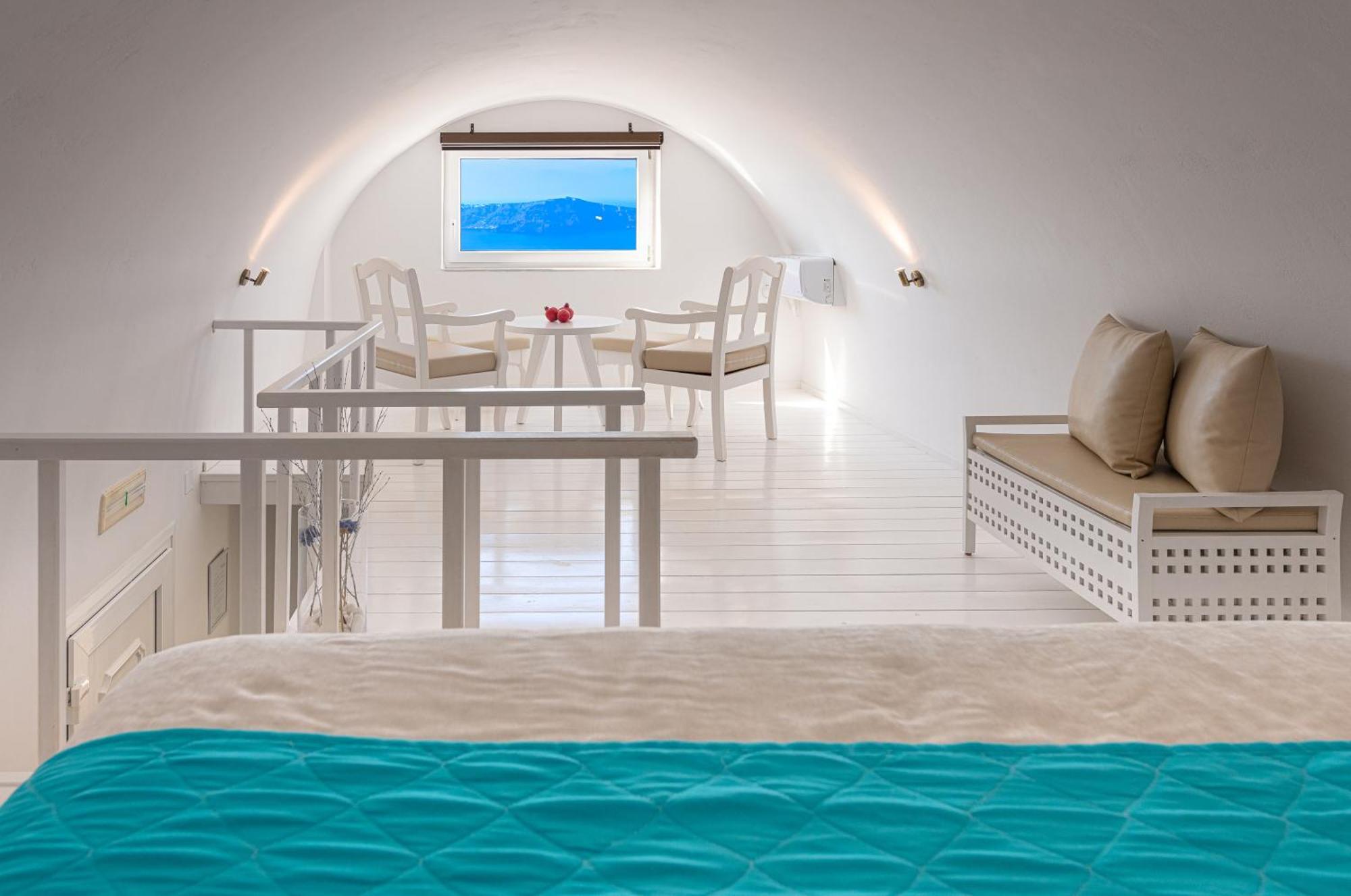 Reverie Santorini Hotel Firostefani Ngoại thất bức ảnh
