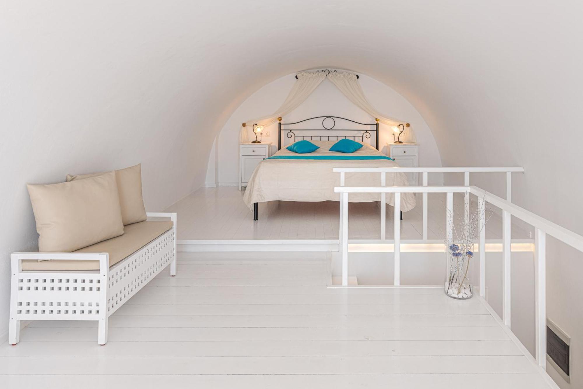 Reverie Santorini Hotel Firostefani Ngoại thất bức ảnh